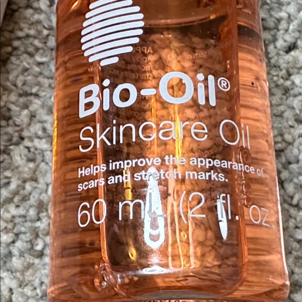 Bio-Oil Skincare Oil 2 oz 60 mL Scars Stretch Marks NWT